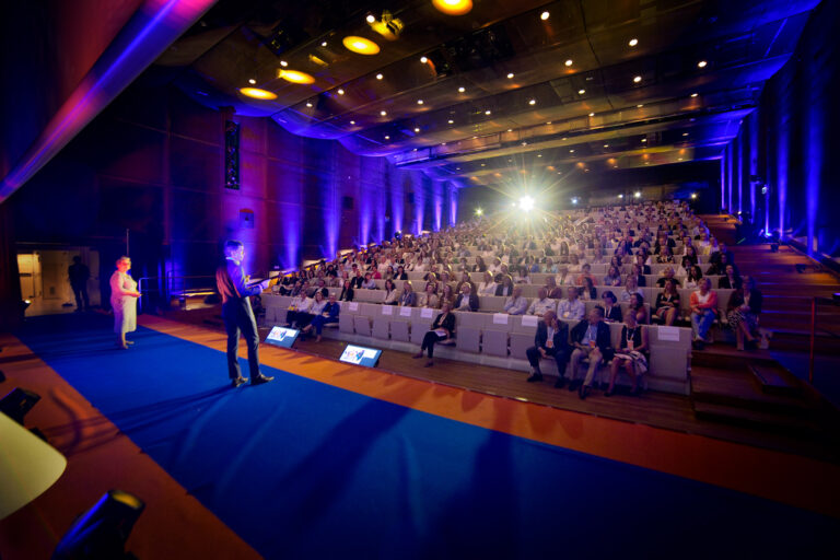 Konferencja “Zarządzanie w epoce zmian”, czyli 30-lecie House of Skills